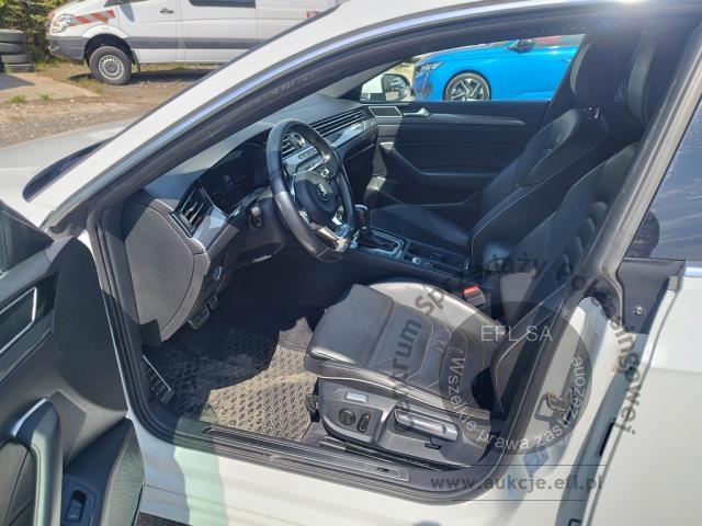 7 - Volkswagen Arteon 2.0 TDI 4Motion SCR R-L 2018r. DX5209F USZKODZONY Pojazd znajduje się w firmie ARCTOS GROUP sp. z o.o. Al. Krakowska 7, 02-183 Warszawa