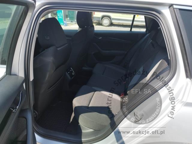 8 - Skoda Octavia 2.0 TDI Ambition DSG 2023r. WZ471GF Pojazd znajduje się w firmie ARCTOS GROUP sp. z o.o. Al. Krakowska 7, 02-183 Warszawa