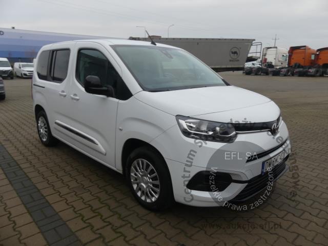 5 - Toyota Proace City Verso 1.5 D-4D 2023r. DW8WC42 Magnice