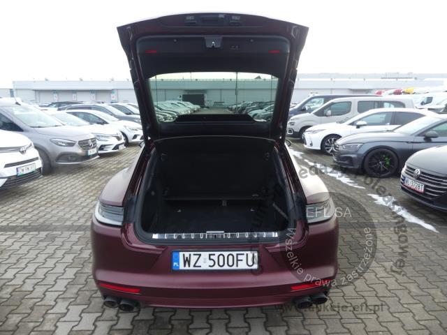 8 - PORSCHE PANAMERA GTS 4.0 V8 2021r.