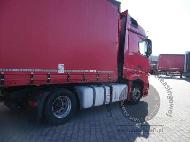 11 - EFL FINANCE MERCEDES - BENZ ACTROS 1845 BLUETEC 6 4X2  2017r.