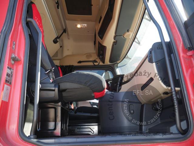 8 - EFL FINANCE MERCEDES - BENZ ACTROS 1845 BLUETEC 6 4X2  2017r.