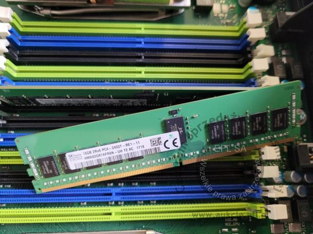 19 - Serwer Fujitsu D20