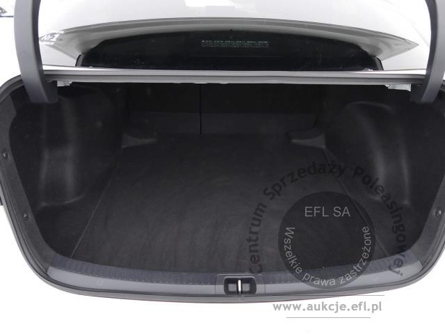 10 - TOYOTA COROLLA 1.5 VVTI COMFORT SEDAN 2022r.