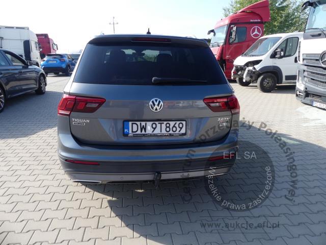 9 - VOLKSWAGEN TIGUAN 2.0 TSI 4-MOTION DSG 2018r.