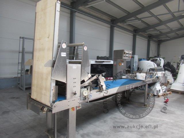 1 - Stół cukierniczy do obróbki i cięcia ciasta  2008r.