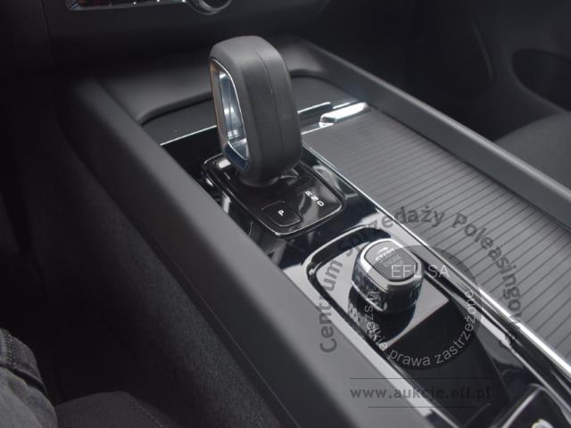 13 - Volvo XC 60 B4 B Momentum Pro aut Kombi 2022r. WND0849C Magnice