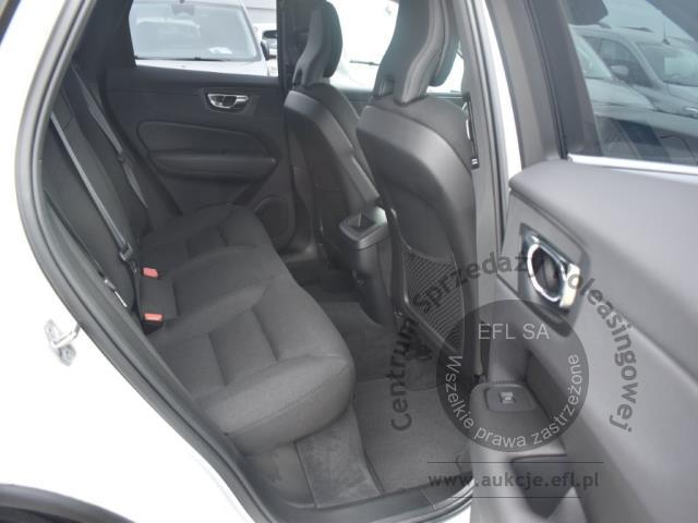 8 - Volvo XC 60 B4 B Momentum Pro aut Kombi 2022r. WND0849C Magnice