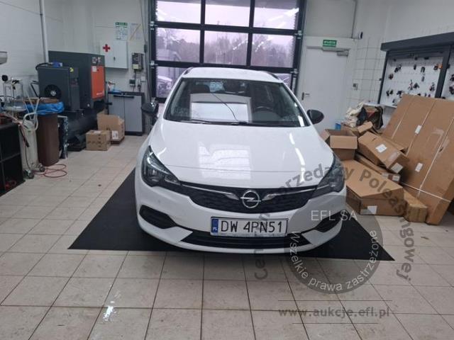 2 - Opel Astra V 1.5 CDTI Edition 2021r. DW4PN21 Pojazd znajduje się w firmie AACAR sp. z o.o. Kasztanowa 5, 32-400 Jawornik