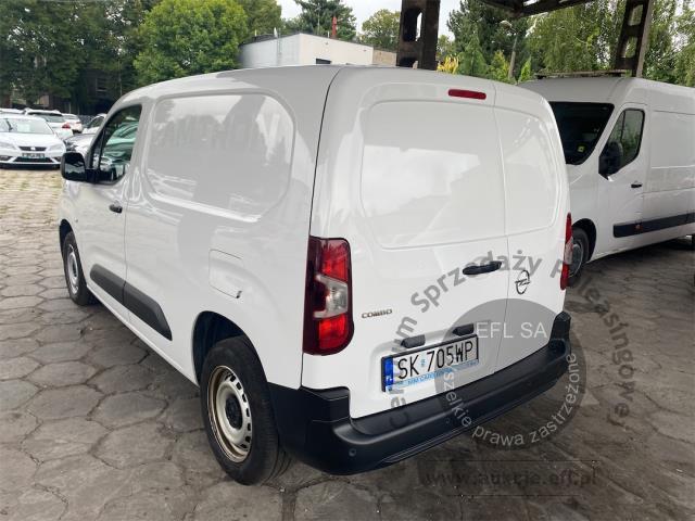 3 - Opel Combo Van Cargo 1.5 CDTI 2t  2022r. SK705WP UWAGA!! Pojazd znajduje się w lokalizacji: Katowice 40-689, Małachowskiego 16