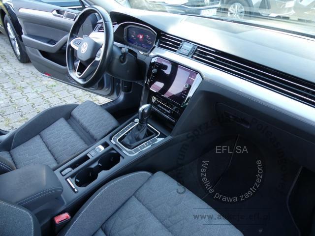 9 - Volkswagen Passat 2.0 TDI EVO Business  2023r. PY40761 AUTO MOTO CENTRUM Sp. z o.o. Poznań 61-312, ul. Ostrowska  328