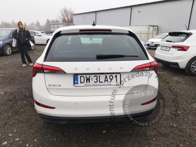 3 - Skoda Scala 1.6 TDI SCR Ambition DSG 2020r. DW3LA91 Pojazd znajduje się w firmie ARCTOS GROUP sp. z o.o. Al. Krakowska 7, 02-183 Warszawa