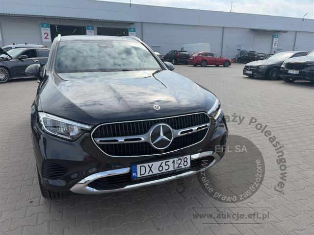 2 - MERCEDES - BENZ GLC 300 DE 4-MATIC AVANTGARDE 2025r. DX65128 Pojazd znajduje się w firmie ARCTOS GROUP sp. z o.o. Al. Krakowska 7, 02-183 Warszawa