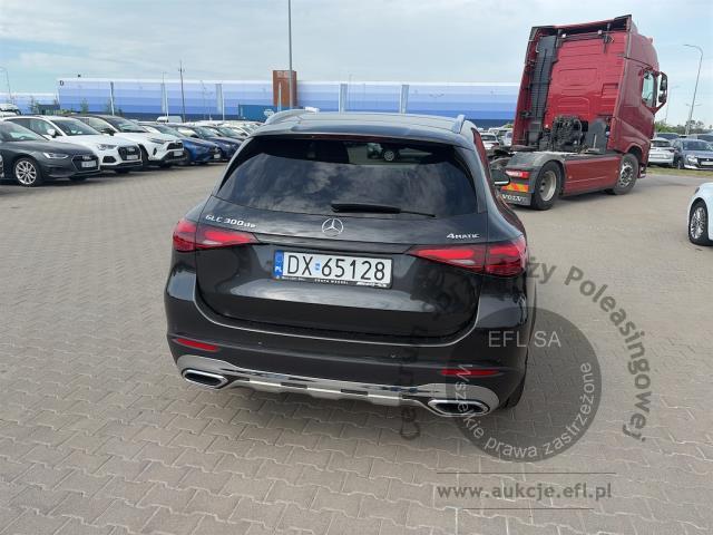5 - MERCEDES - BENZ GLC 300 DE 4-MATIC AVANTGARDE 2025r. DX65128 Pojazd znajduje się w firmie ARCTOS GROUP sp. z o.o. Al. Krakowska 7, 02-183 Warszawa