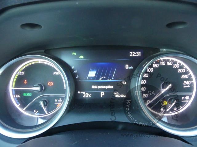 5 - TOYOTA CAMRY 2.5 HYBRID E-CVT 2020r.