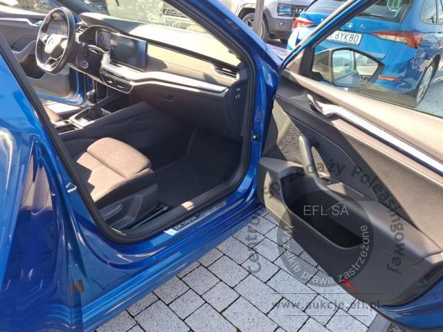 8 - Skoda Octavia 1.5 TSI ACT Style Kombi 2022r. KR6YK82 Pojazd znajduje się w firmie AACAR sp. z o.o. Kasztanowa 5, 32-400 Jawornik