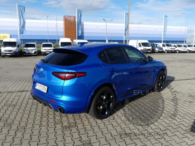 13 - ALFA ROMEO STELVIO 2.0 Turbo Veloce Q4  2022r.