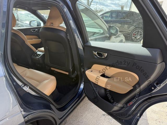 13 - VOLVO XC60 B5 D AWD Inscription aut 2021r. GD751XT Pojazd znajduje się w firmie MDM AUTO sp. z o.o. ul. Morska 78A, 81-225 Gdynia