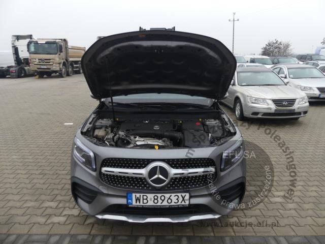 3 - MERCEDES-BENZ GLB 250 4MATIC 2022r.