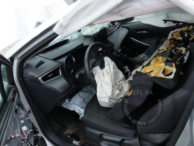 11 - TOYOTA COROLLA 1.8 HYBRID SEDAN LPG 2021r.