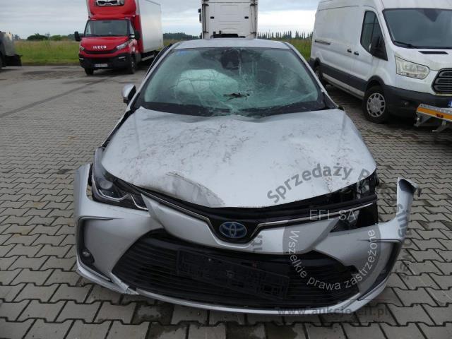 3 - TOYOTA COROLLA 1.8 HYBRID SEDAN LPG 2021r.