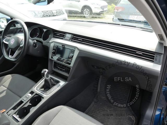 11 - Volkswagen Passat 2.0 TDI EVO Essence 2022r. PO4XG70 UWAGA!! Pojazd znajduje się w firmie AUTO MOTO CENTRUM sp. z o.o. ul. Ostrowska 328 (przy Trasie Katowickiej) 61-312 Poznań