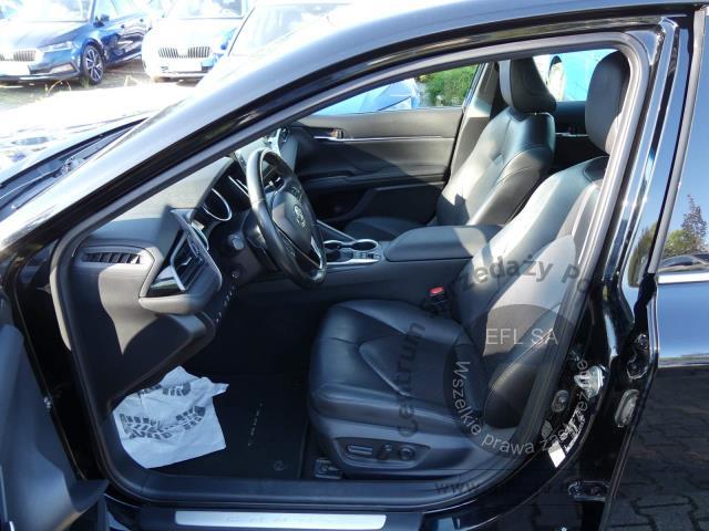 7 - Toyota Camry 2.5 Hybrid Executive CVT 2021r. PO4WN03 Uwaga!! Pojazd znajduje się w firmie MDM AUTO sp. z o.o. ul. Zawodników 1, 80-729 Gdańsk