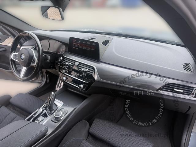 16 - BMW 520i SEDAN AUTOMAT 2020r.
