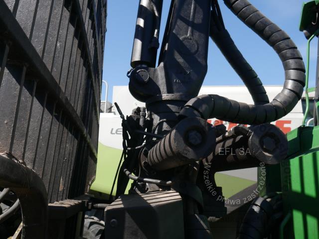 10 - Maszyna leśna forwarder John Deere 1110D  2008r.