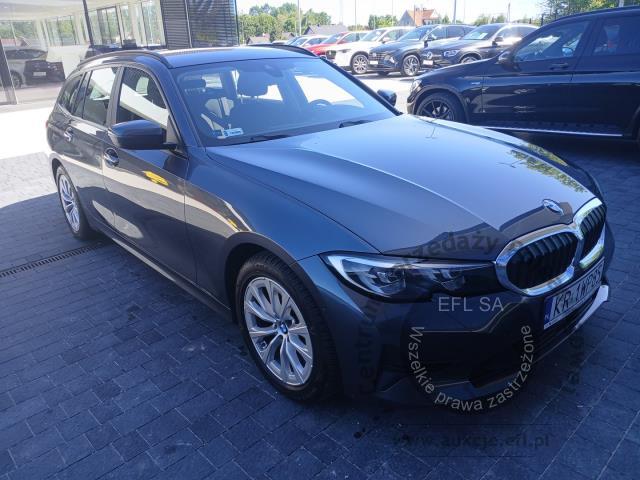 4 - BMW Seria 3 318i aut 2021r. KR1WP85 UWAGA!! Pojazd znajduje się w lokalizacji: Jawornik 90, Myślenice 32-400