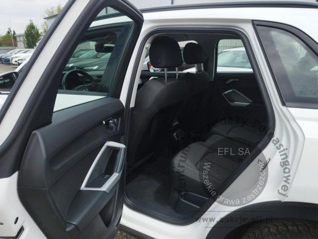 8 - Audi  Q3  2023r. WZ643FU Pojazd znajduje się w firmie ARCTOS GROUP sp. z o.o. Al. Krakowska 7, 02-183 Warszawa