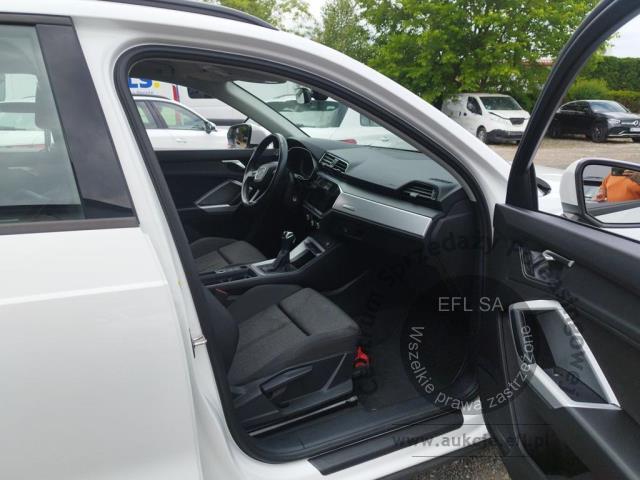 10 - Audi  Q3  2023r. WZ643FU Pojazd znajduje się w firmie ARCTOS GROUP sp. z o.o. Al. Krakowska 7, 02-183 Warszawa
