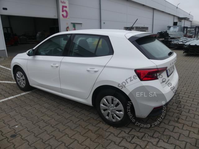 5 - Skoda Fabia 1.0 Ambition Hatchback 2023r. DW3VY46 Magnice