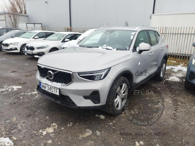 1 - Volvo XC40 B4 Core aut 2022r. WW345TF UWAGA!! Pojazd znajduje się w firmie Arctos Sp. z o.o. Warszawa, Al. Krakowska 7, 02-183 Warszawa