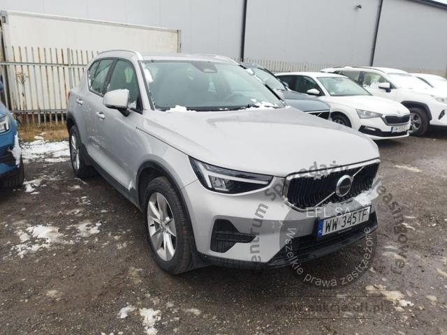 2 - Volvo XC40 B4 Core aut 2022r. WW345TF UWAGA!! Pojazd znajduje się w firmie Arctos Sp. z o.o. Warszawa, Al. Krakowska 7, 02-183 Warszawa