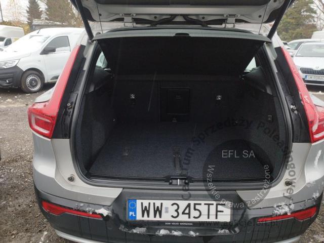 12 - Volvo XC40 B4 Core aut 2022r. WW345TF UWAGA!! Pojazd znajduje się w firmie Arctos Sp. z o.o. Warszawa, Al. Krakowska 7, 02-183 Warszawa