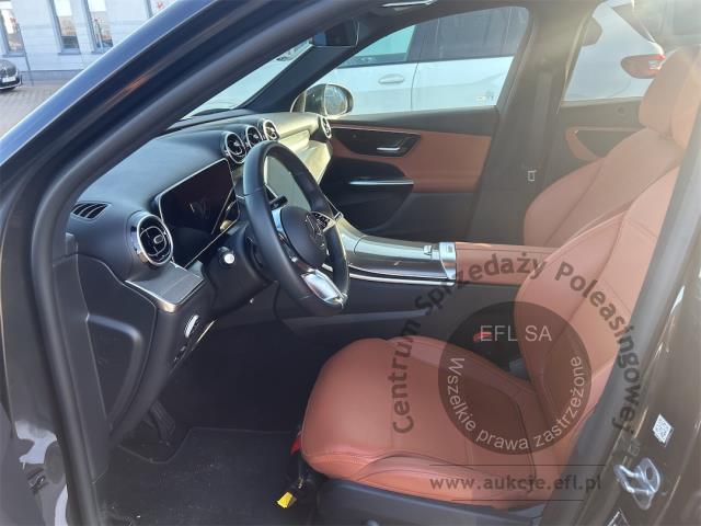8 - MERCEDES BENZ GLC 300 DE 4-MATIC AVANTGARDE plug-in 2024r. DX31075 Magnice