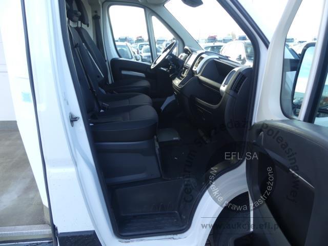 13 - Peugeot Boxer 335 BlueHDi L3H2 Furgon 2023r. DW9VT45 Magnice