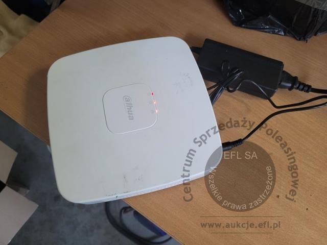 15 - Szafa RACK wraz z osprzętem do monitoringu