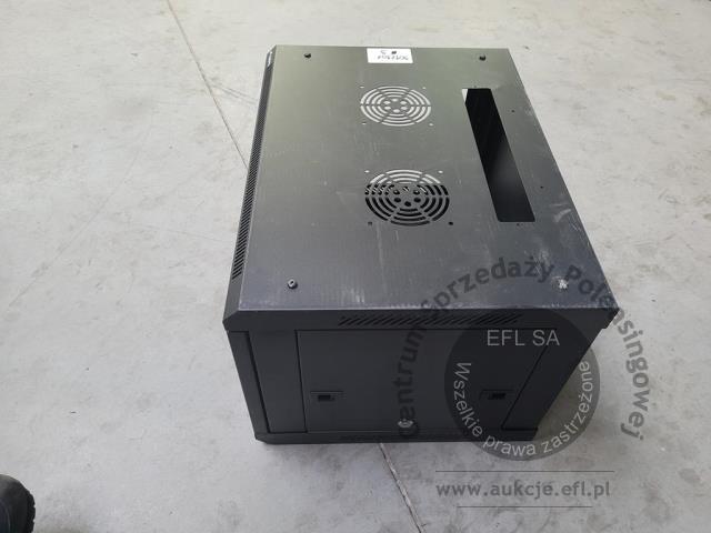 4 - Szafa RACK wraz z osprzętem do monitoringu