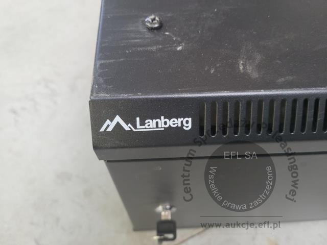 6 - Szafa RACK wraz z osprzętem do monitoringu