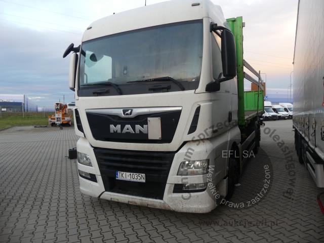 1 - MAN TGX 26.420 6X2-2 LL 2018r.