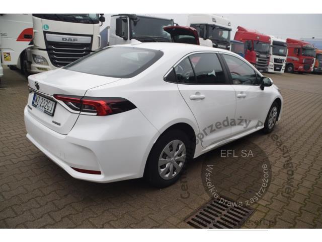 15 - TOYOTA COROLLA 1.8 VVT-I+H CVT 2023r.