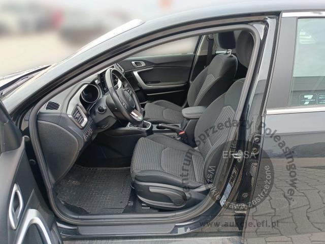 13 - EFL FINANCE KIA CEED 1.0 120KM HATCHBACK 2022r.