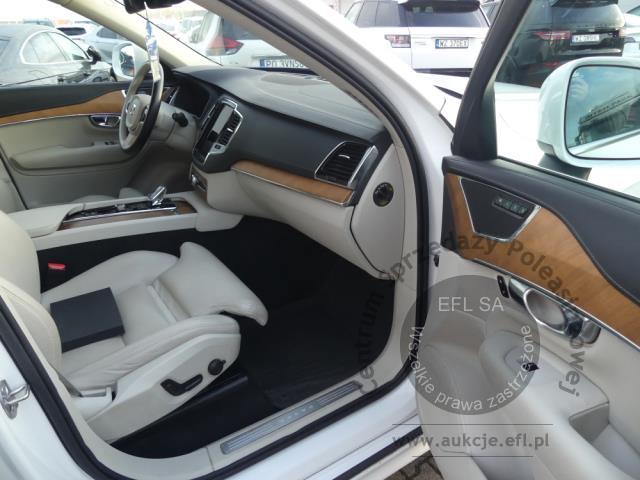 8 - VOLVO XC90 B5 235KM AWD INSCRIPTION 2022r.