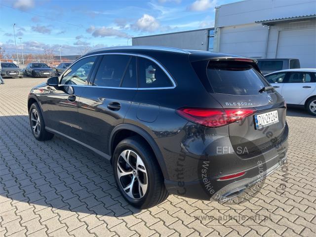 2 - MERCEDES BENZ GLC 300 DE 4-MATIC AVANTGARDE 2024r. DX29264 Pojazd znajduje się w firmie AACAR sp. z o.o. Jawornik 90, 32-400 Myślenice