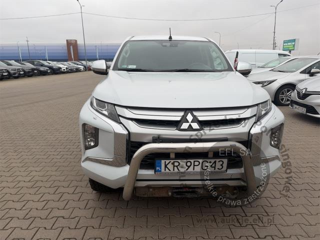2 - MITSUBISHI L200 2.2 d DC Intense 2019r. KR9PG43 Magnice