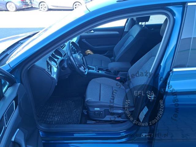 7 - Volkswagen Passat 2.0 TDI EVO Business 2023r. DW4VA74 Magnice