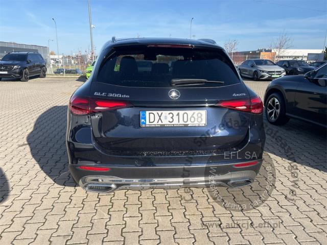 4 - MERCEDES BENZ GLC 300 DE 4-MATIC AVANTGARDE plug-in 2024r. DX31068 Magnice