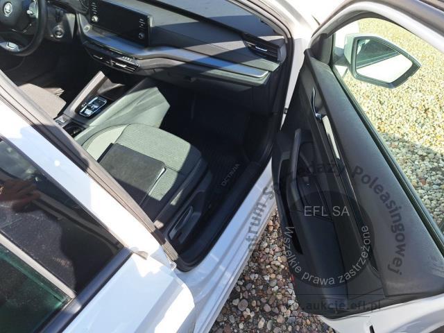 9 - SKODA Octavia 2.0 TDI Ambition DSG 2023r. WZ034GT Pojazd znajduje się w firmie MDM AUTO sp. z o.o. ul. Morska 78A, 81-225 Gdynia